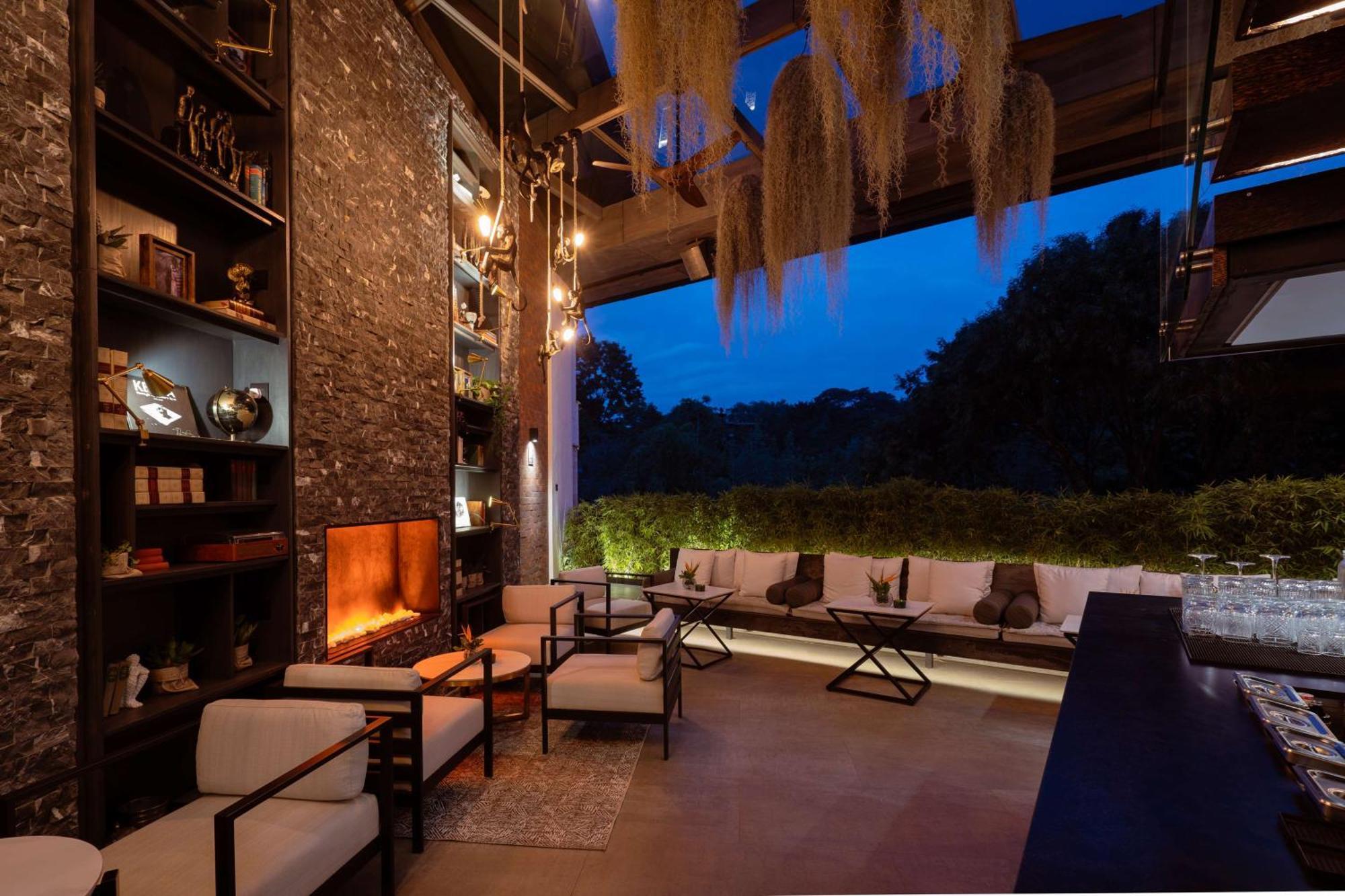 Kwetu Nairobi, Curio Collection By Hilton Hotel Exterior photo
