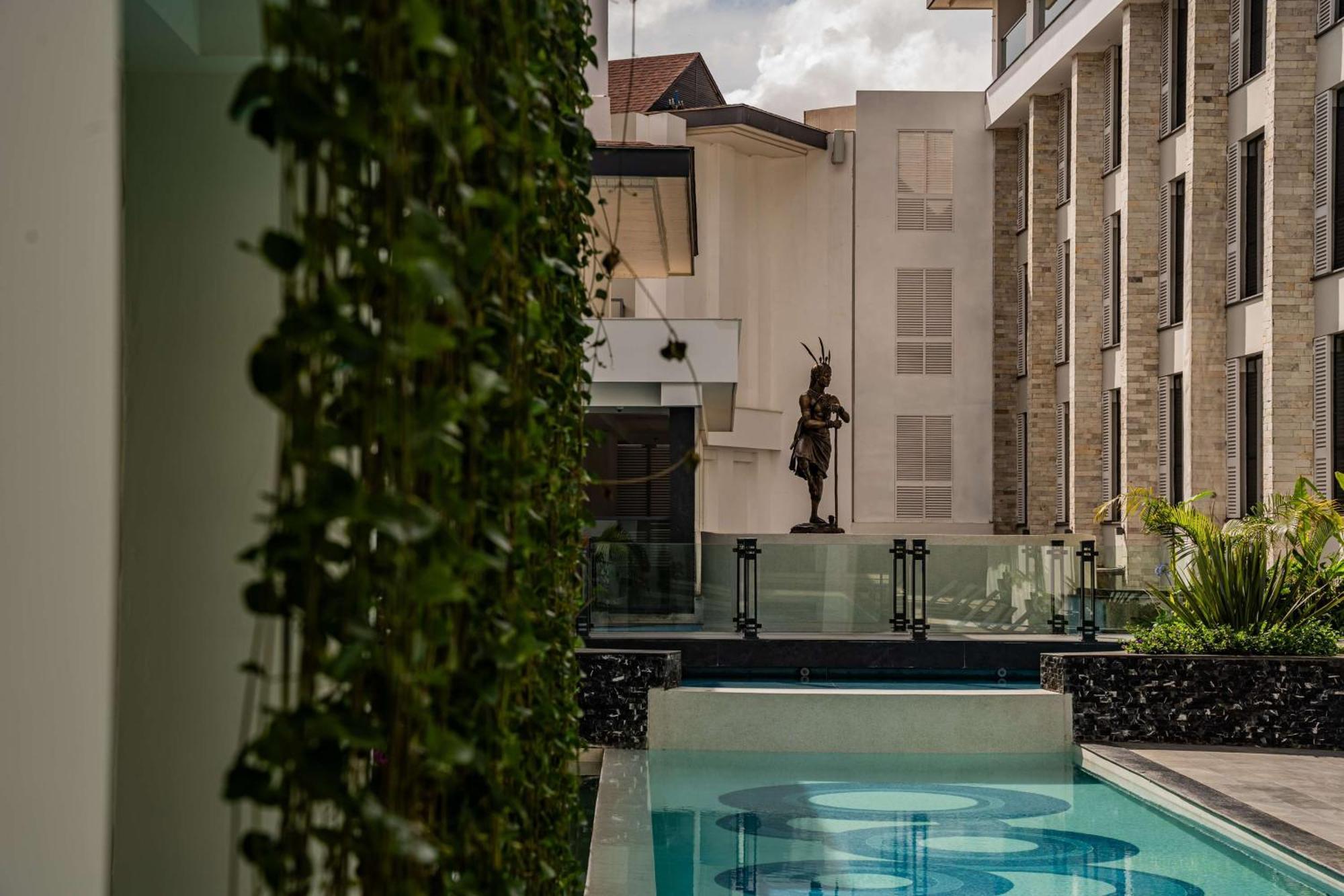 Kwetu Nairobi, Curio Collection By Hilton Hotel Exterior photo
