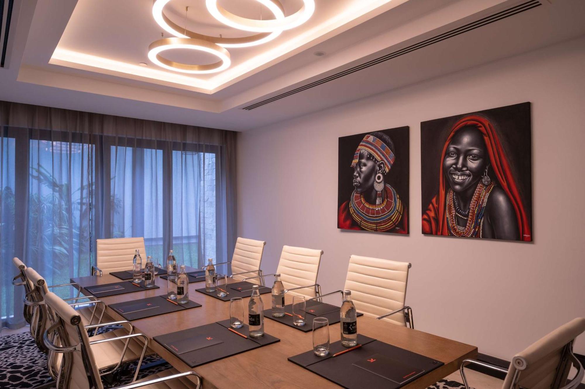 Kwetu Nairobi, Curio Collection By Hilton Hotel Exterior photo
